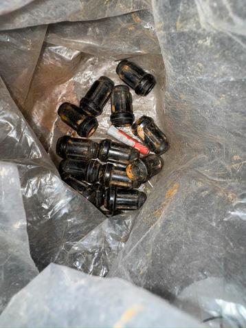 M12x1,50 RH71 wielmoeren beschikbaar voor biedingen