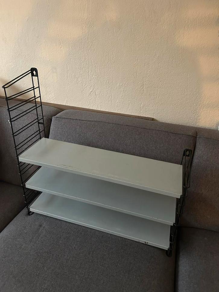 Vintage Tomado Rekje - Stijlvol en Praktisch, Huis en Inrichting, Kasten | Schoenenrekken, Gebruikt, Ophalen of Verzenden