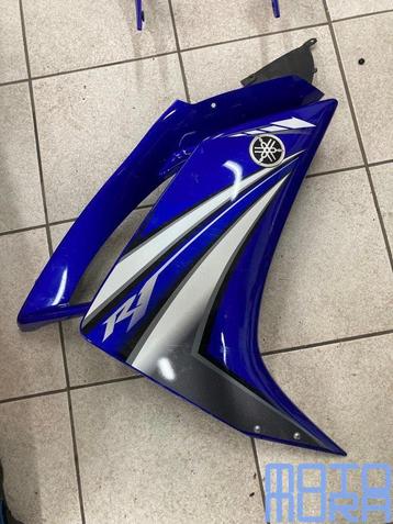 Zijkuip rechts Yamaha R1 2007 - 2008 RN19 rechter zijkap zij beschikbaar voor biedingen