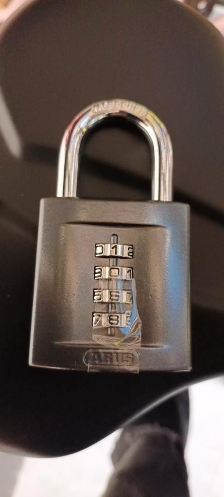 Nieuw Abus Cijferslot - 4 Getallen, Doe-het-zelf en Verbouw, Hang- en Sluitwerk, Nieuw, Slot, Overige materialen, Ophalen of Verzenden