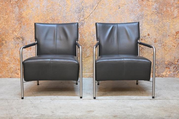 ZGAN! 2 grijze leren Bert Plantagie Class design fauteuils, Huis en Inrichting, Fauteuils, Zo goed als nieuw, Leer, Metaal, 50 tot 75 cm