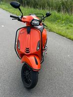 Vespa Sprint Iget 2020, Fietsen en Brommers, Scooters | Vespa, Ophalen, Vespa S, Zo goed als nieuw, Benzine