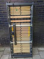 Elektrische lattenbodem met bediening, Ophalen, Zo goed als nieuw, Eenpersoons, 80 cm