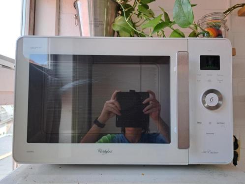 Combimagnetron - Wit, Witgoed en Apparatuur, Magnetrons, Gebruikt, Vrijstaand, Magnetron, 45 tot 60 cm, Crisp, Grill, Hete lucht