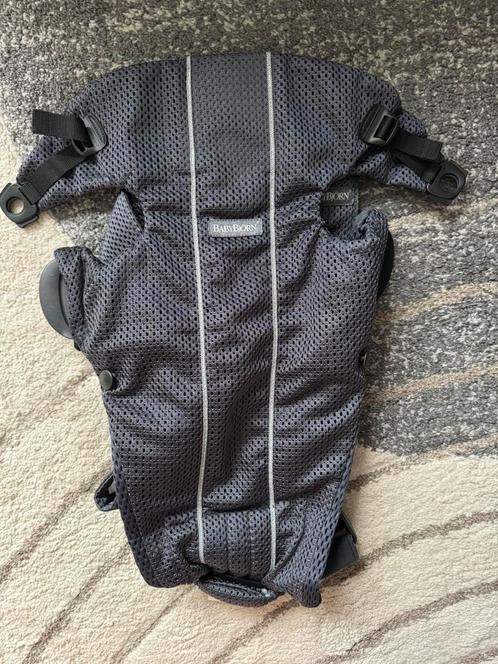 Bjorn borg Mini mesh draagzak- grijs, Kinderen en Baby's, Babydragers en Draagdoeken, Zo goed als nieuw, Draagzak, Buik, Baby Björn