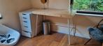 Bureau van ikea lillassen,  102x49 cm hoogte 74 cm, Huis en Inrichting, Bureaus, Ophalen, Gebruikt