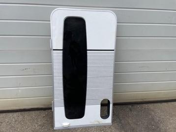 Bovendeel deur Hobby Premium caravan beschikbaar voor biedingen