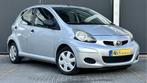Toyota Aygo 1.0-12V Access / Airco (bj 2010), Voorwielaandrijving, Stof, Gebruikt, 4 stoelen