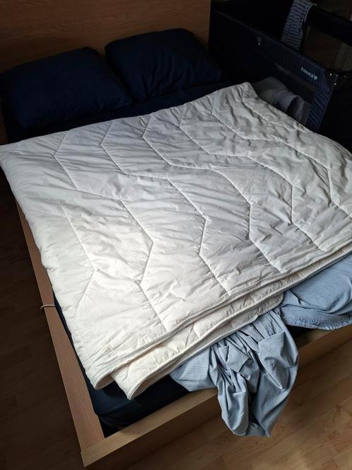 Novitesse schpenwol, zuiver scheerwol Dekbed 260x220, Huis en Inrichting, Slaapkamer | Beddengoed, Zo goed als nieuw, Deken of Dekbed