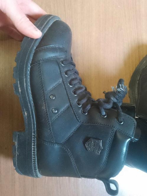 Nette stevige laarzen, Kinderen en Baby's, Kinderkleding | Schoenen en Sokken, Zo goed als nieuw, Laarzen, Ophalen of Verzenden