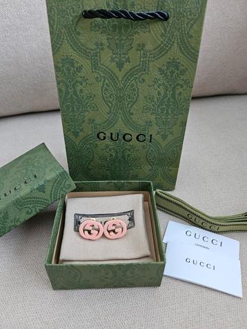 Gucci oorbellen  beschikbaar voor biedingen