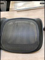 Gezocht zitting herman miller aeron B C graphite, Huis en Inrichting, Bureaustoelen, Ophalen of Verzenden, Zwart