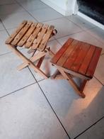 Twee oude houten plantenkrukjes, Huis en Inrichting, Krukjes, Ophalen of Verzenden, Gebruikt, Hout