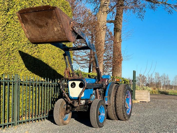 Eicher 3705, smalspoor, 1972, 30pk, voorlader, opknapper!!, Zakelijke goederen, Agrarisch | Tractoren, 5000 tot 7500, Overige merken