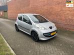 Peugeot 107 1.0-12V XS Airco, Voorwielaandrijving, Gebruikt, 4 stoelen, Origineel Nederlands