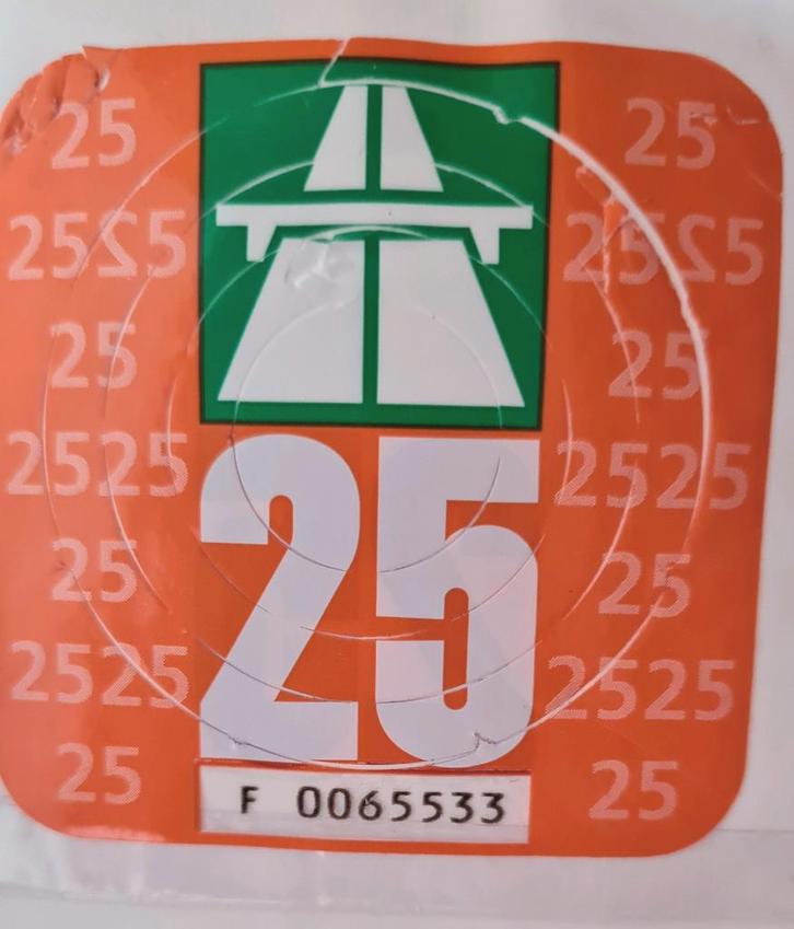 Zwitserland Autovignet 2025, Tickets en Kaartjes, Autovignetten, Drie personen of meer