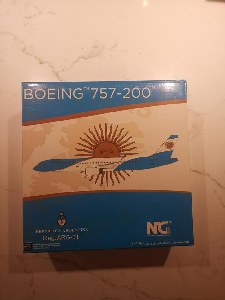Republica Argentina B757-200 NG Models 1:200 42001 ARG-01, Hobby en Vrije tijd, Modelbouw | Vliegtuigen en Helikopters, Nieuw