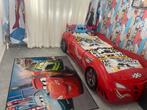 Autobed met (matras,tapijt ,kledingkast,spiderman gordijnen), Kinderen en Baby's, Kinderkamer | Bedden, Ophalen of Verzenden, Zo goed als nieuw