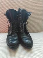 BOOTS 40, Ophalen of Verzenden, Zo goed als nieuw, Overige soorten