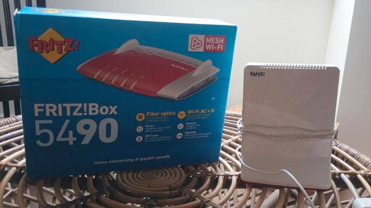 FRITZ! FRITZ!Box 5490, Computers en Software, Netwerk switches, Zo goed als nieuw, Ophalen