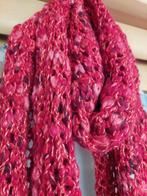 Gehaakte shawl en baret, Nieuw, Pet, Zelf gemaakt, One size fits all