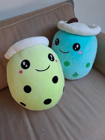 Mega Bubble Tea Knuffel - 2 stuks - blauw en geel beschikbaar voor biedingen