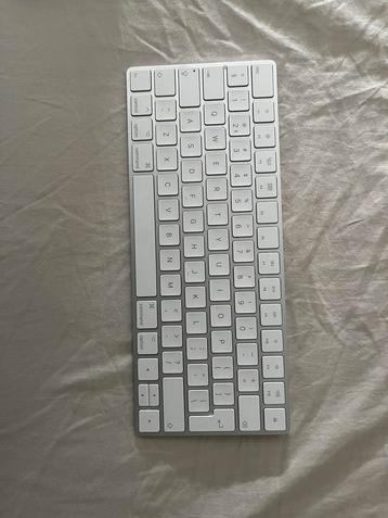 Apple Magic Keyboard - Qwerty - Zo goed als nieuw beschikbaar voor biedingen