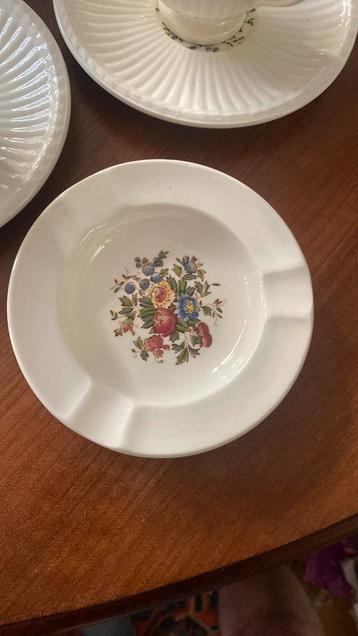 Wedgwood Conway service beschikbaar voor biedingen