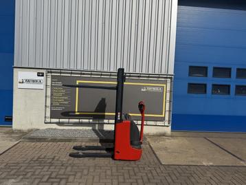 VS-22331 elektrische compacte stapelaar Linde. L10B 1.462mm beschikbaar voor biedingen