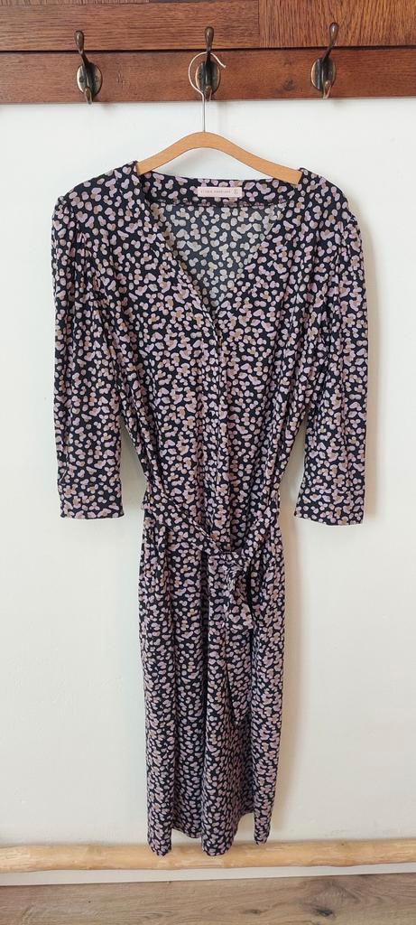 Nieuwstaat! Jurk Studio Anneloes XL lila zwart travelstof, Kleding | Dames, Jurken, Zo goed als nieuw, Maat 46/48 (XL) of groter