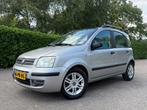 Fiat Panda 1.2 Sportsound | slechts 77.038 km | Panoramadak, Stof, Gebruikt, 840 kg, Origineel Nederlands