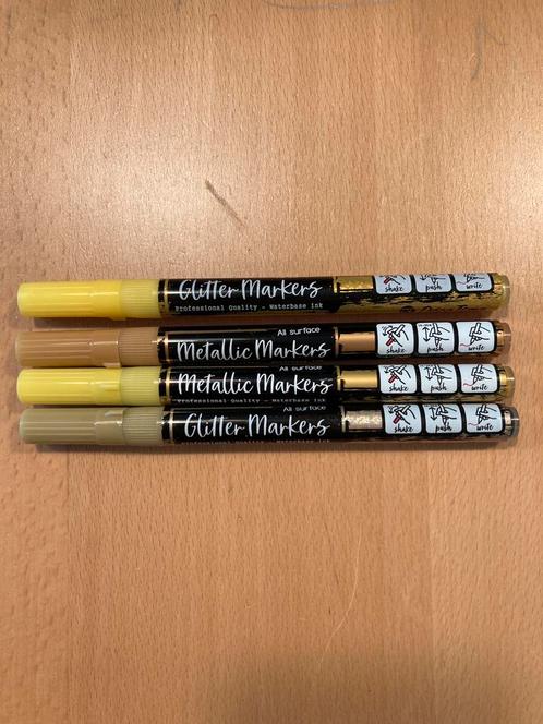 Decotime metalic markers set 4 stuks, Hobby en Vrije tijd, Tekenen, Zo goed als nieuw, Potlood of Stift, Ophalen of Verzenden