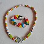 Diverse kindersieraden. Hout en plastic. In 1 koop., Ophalen of Verzenden, Zo goed als nieuw, Overige kleuren, Armband