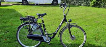 Vogue Premuim In Nieuw Staat Vers3 Frame52 cm Wiel28 Inch beschikbaar voor biedingen