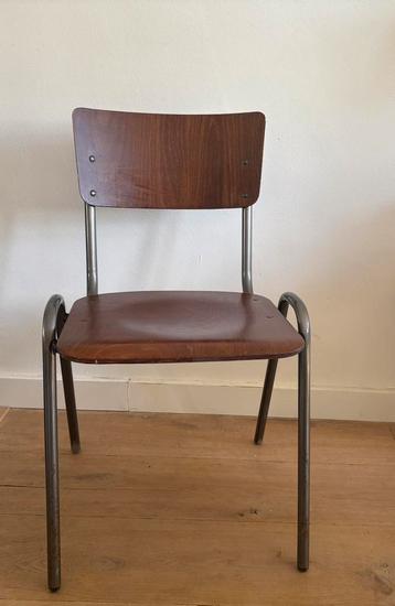 5 café stoelen voor maar 30,- beschikbaar voor biedingen