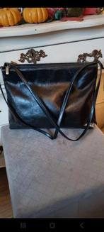 Claudio Ferrici leren schoudertas bloem motief zwart/ bruin, Ophalen of Verzenden, Zo goed als nieuw, Zwart, Schoudertasje