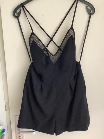 Superleuke playsuit van Kendall+ Kylie beschikbaar voor biedingen