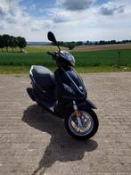 Piaggio Fly 50cc 45km – Slechts 6.100 km – Eerste eigenaar, Fietsen en Brommers, Scooters | Piaggio, Ophalen, Maximaal 45 km/u