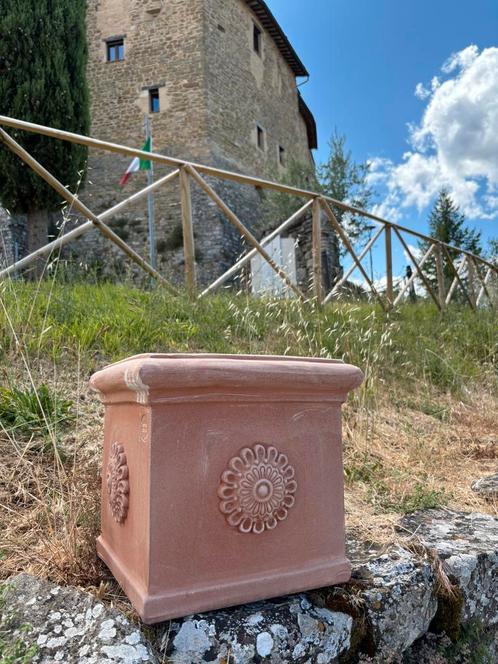 Handgemaakte Italiaanse Terracotta pot - Montepulciano, Tuin en Terras, Bloempotten, Nieuw, Terracotta, Binnen, Balkon, Tuin, Minder dan 40 cm
