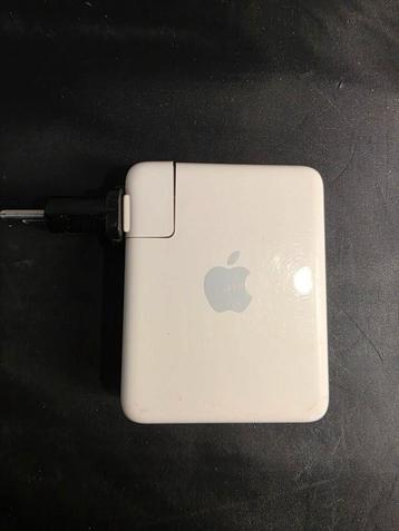 Apple Air Adapter beschikbaar voor biedingen
