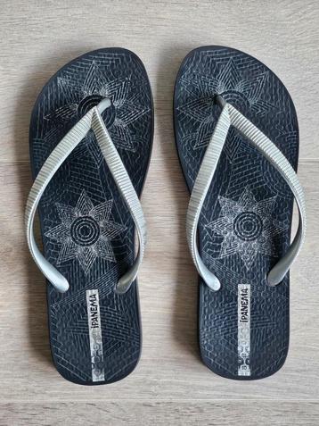 teenslippers iPanema - zwart met zilver - maat 40 beschikbaar voor biedingen