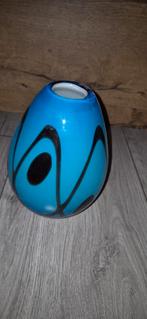 Blauwe glazen vaas - Glasblazerij, Ophalen, Blauw, Minder dan 50 cm, Glas