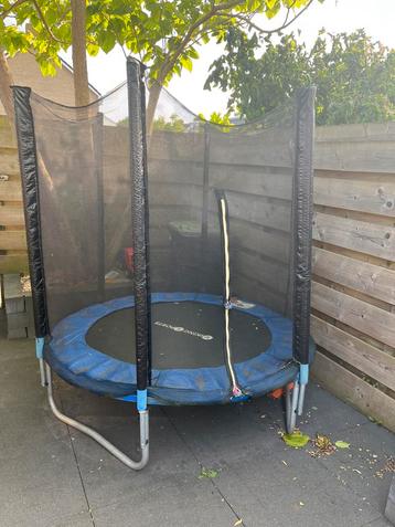 Trampoline 180 cm beschikbaar voor biedingen