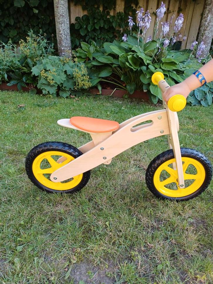 HEMA houten loopfiets - nieuw, Kinderen en Baby's, Speelgoed | Buiten | Voertuigen en Loopfietsen, Nieuw, Loopfiets, Ophalen