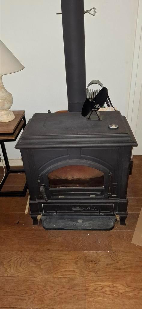 Efel gietijzeren houtkachel, Huis en Inrichting, Kachels, Gebruikt, Vrijstaand, Houtkachel, Hout, Ophalen