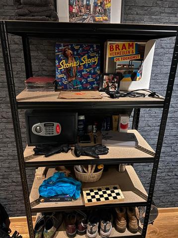 Moderne Zwarte Open Kast beschikbaar voor biedingen