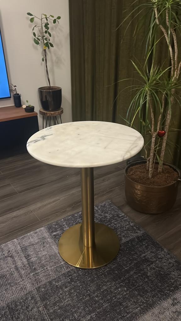 Stijlvolle ronde bijzettafel salontafel met marmeren blad, Huis en Inrichting, Woonaccessoires | Spiegels, Zo goed als nieuw, Minder dan 50 cm