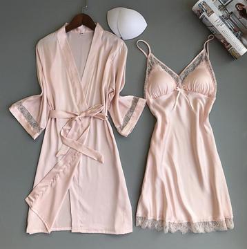 Roze kimono en nachtjapon set (ochtendjas badjas jurkje) beschikbaar voor biedingen