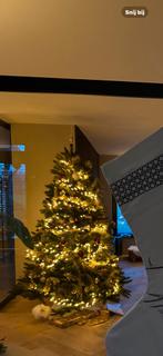 Kunstkerstboom Triumph Tree 230cm heel echt om te zien, Diversen, Kerst, Ophalen, Zo goed als nieuw