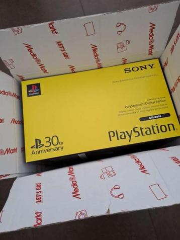 PS5 Slim 30th Anniversary Limited Edition (nieuw in doos) beschikbaar voor biedingen